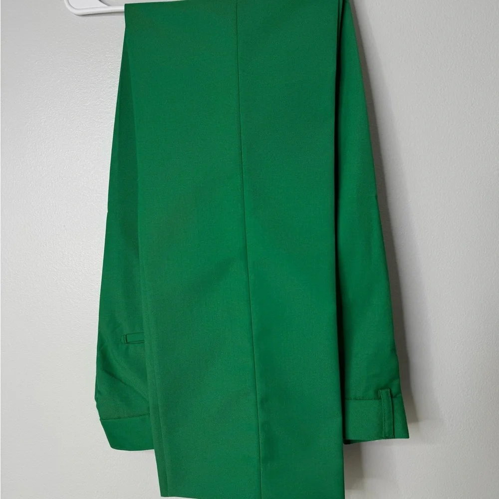 Mage Male Size XS Men's Green 2 PC Pants Suit Front Button Jacket Striped Tie